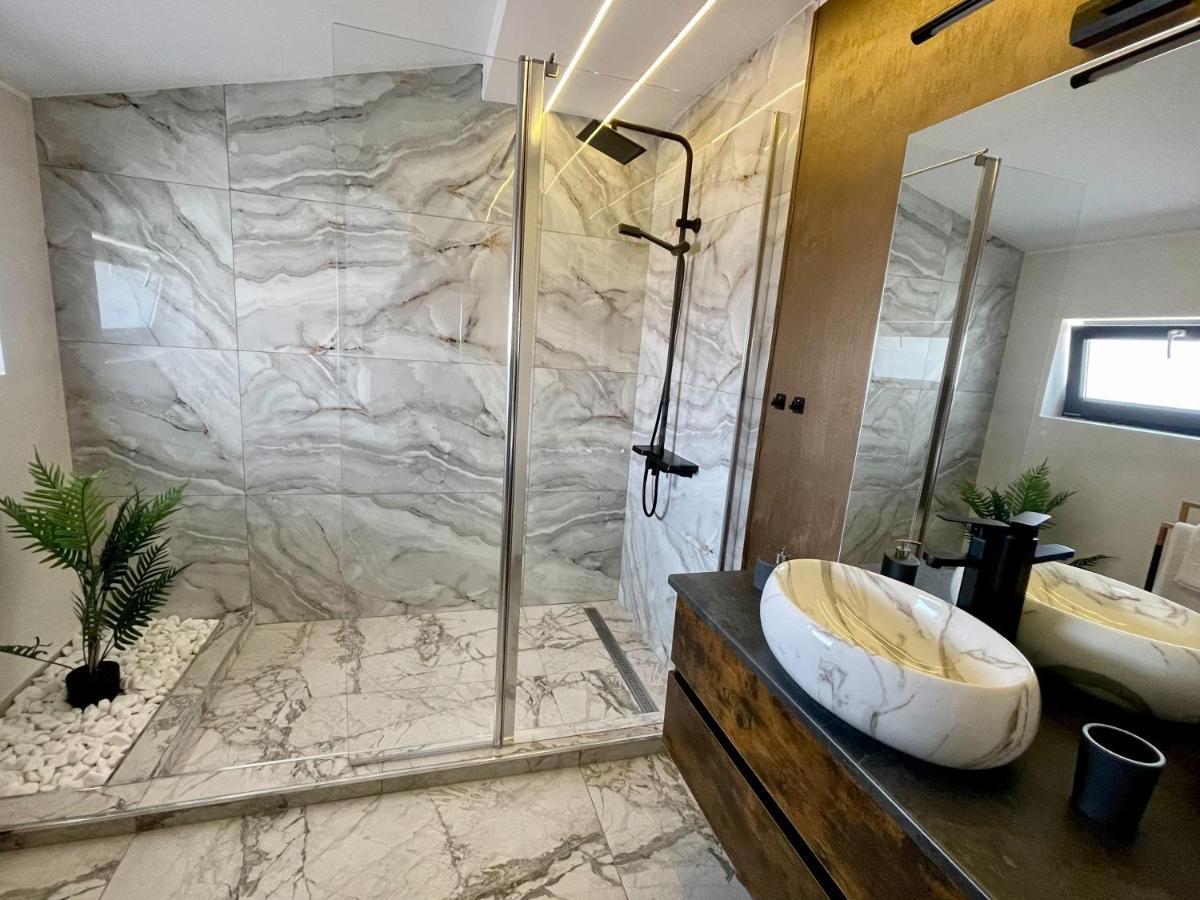 Zen Hotel Focşani 외부 사진
